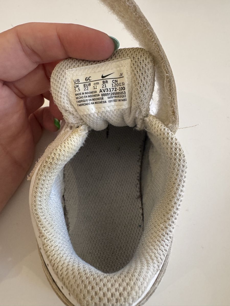 Nike Scarpe per ragazzi: Nike scarpe da ginnastica bambini n22 – Usato da Montagnola venduto da lore_fer 3