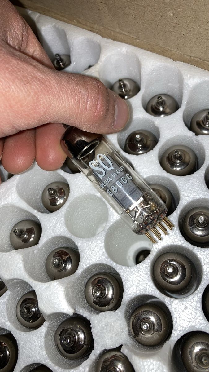 Philips Amplificatori: Philips E80CC Special Quality NOS – Nuovo (secondo la descrizione) da Chevenez venduto da Electro-Rick 1
