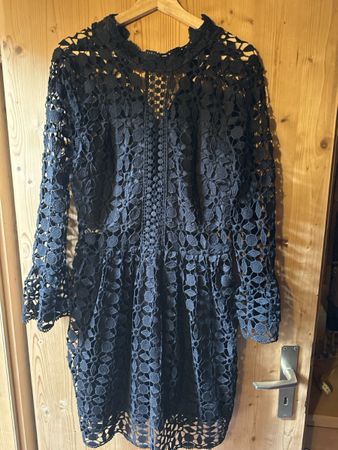 Spitzenkleid von Eilly Bazar