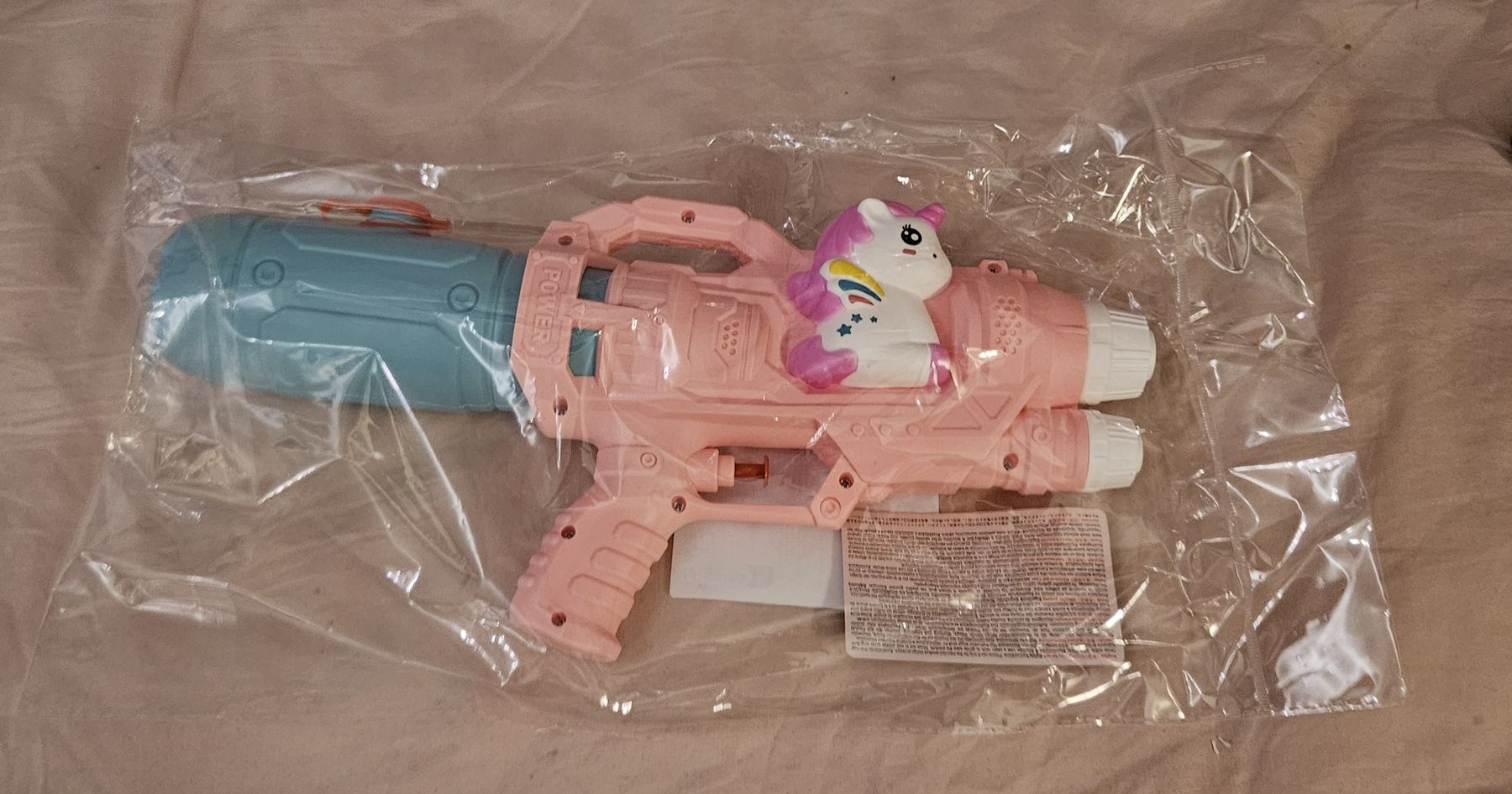 Spielzeuge: Einhorn Wasserpistole – Neu und originalverpackt aus Besenbüren von ste_dh5c