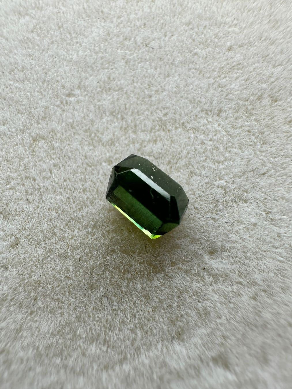 Pietre preziose: Turmaline - 0.84CT - Mozambique  – Nuovo (secondo la descrizione) da Inden venduto da Gemmycorner