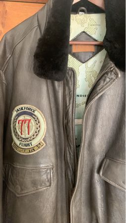 Vintage Fliegerjacke mit Fellkragen - Grösse 54