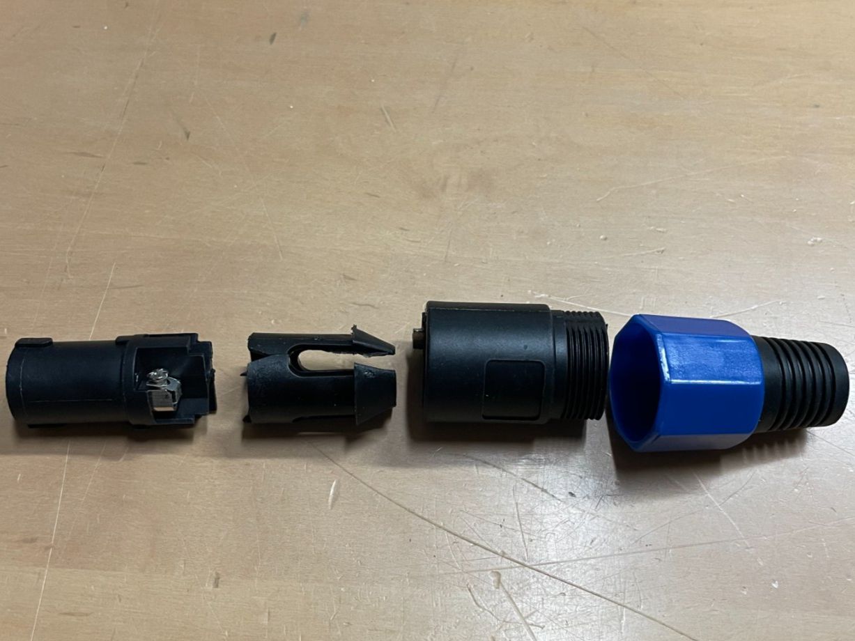 Cavi: 4er Set Speakon - Stecker  (A158) – Nuovo (secondo la descrizione) da Däniken SO venduto da Profog1 3