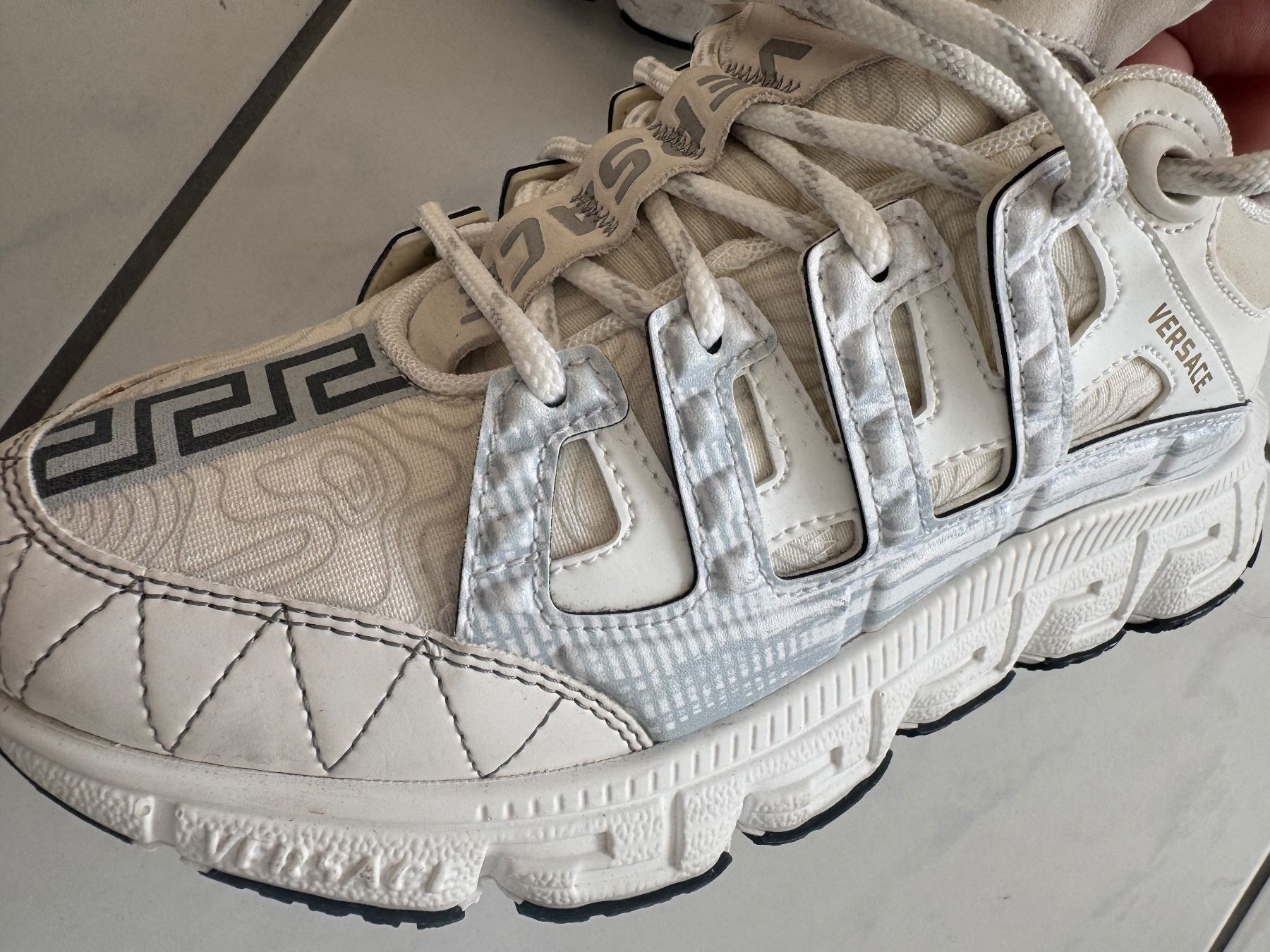 Versace Scarpe da donna: Versace greca sneaker 37.5 – Usato da Unterengstringen venduto da Cuz_5555 3