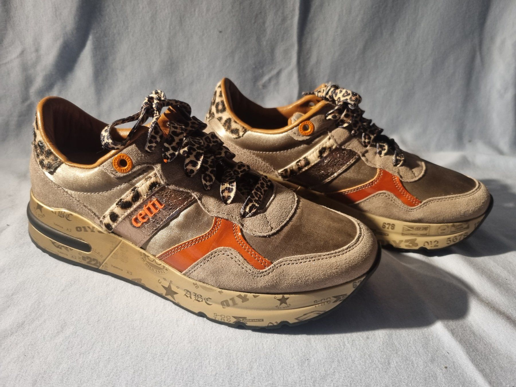 Damenschuhe: Cetti Sneaker, Grösse 37, selten getragen – Gebraucht aus Willisau von Hilbrand-Handel