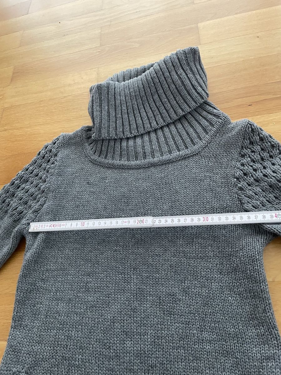 Maglioni & Felpe: Strickkleid mit Rollkragen grau Grösse M  – Usato da Oberwil BL venduto da Petermib 1