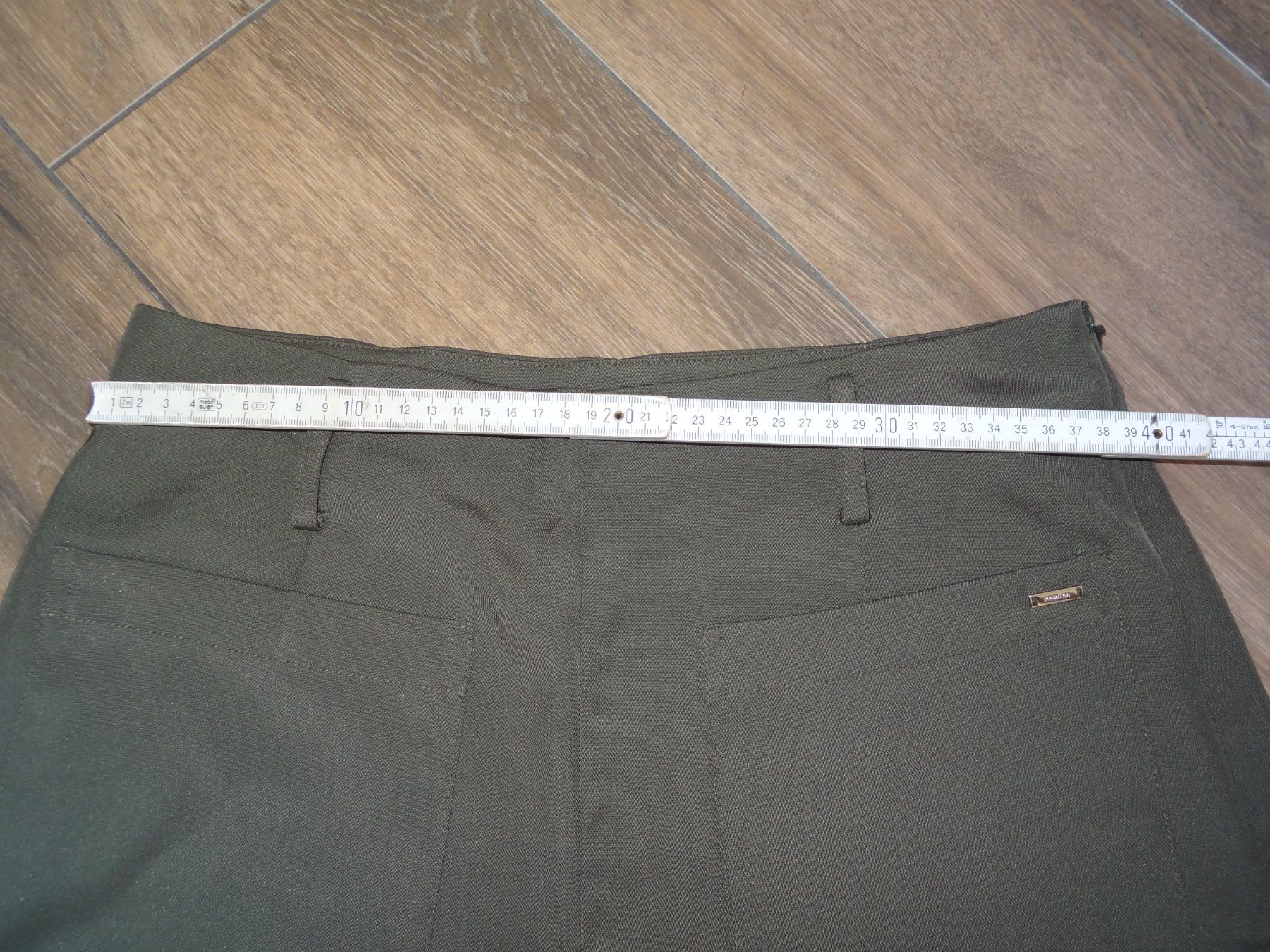 Morgan Pantaloni: Shorts Morgan kaki taille M – Usato da Satigny venduto da salvatore73 3