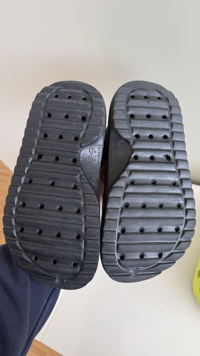 Schuhe für Jungen: Süße Badeschuhe gr.32 – Gebraucht aus Winterthur von -BeHappy24- 6