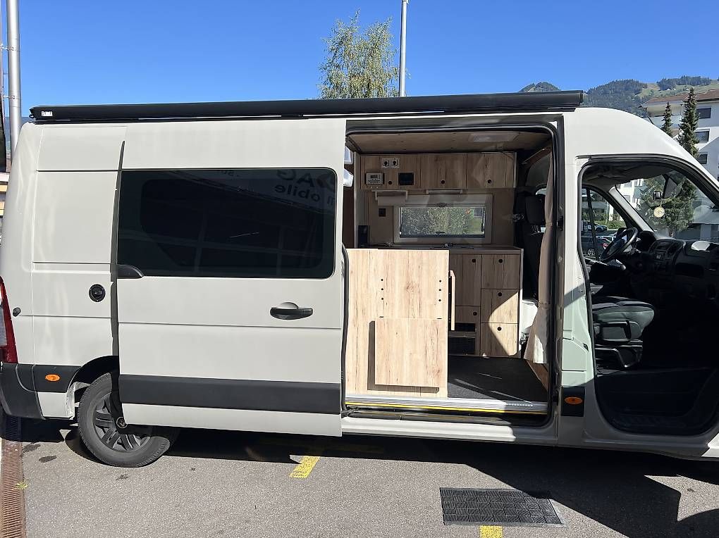 Camping Fahrzeuge: Renault Master Camper – Gebraucht aus Lauerz von Driver9901 3