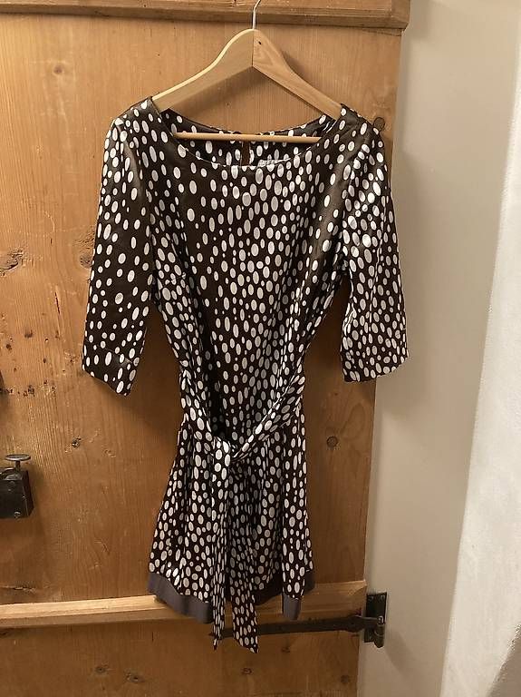 Kleider: Braun gepunktetes Kleid Gr.L – Gebraucht aus Brunnadern von Bumlebee 1
