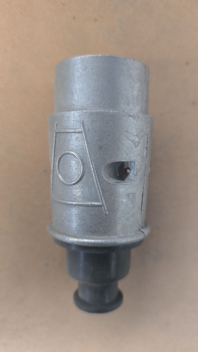 Stecker: Stecker zu Anhänger (Veteran) – Neu (gemäss Beschreibung) aus Bäriswil BE von aki_77w9 2