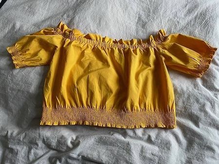 Croptop Gr. 42  mit Carmenausschnitt / offshoulder
