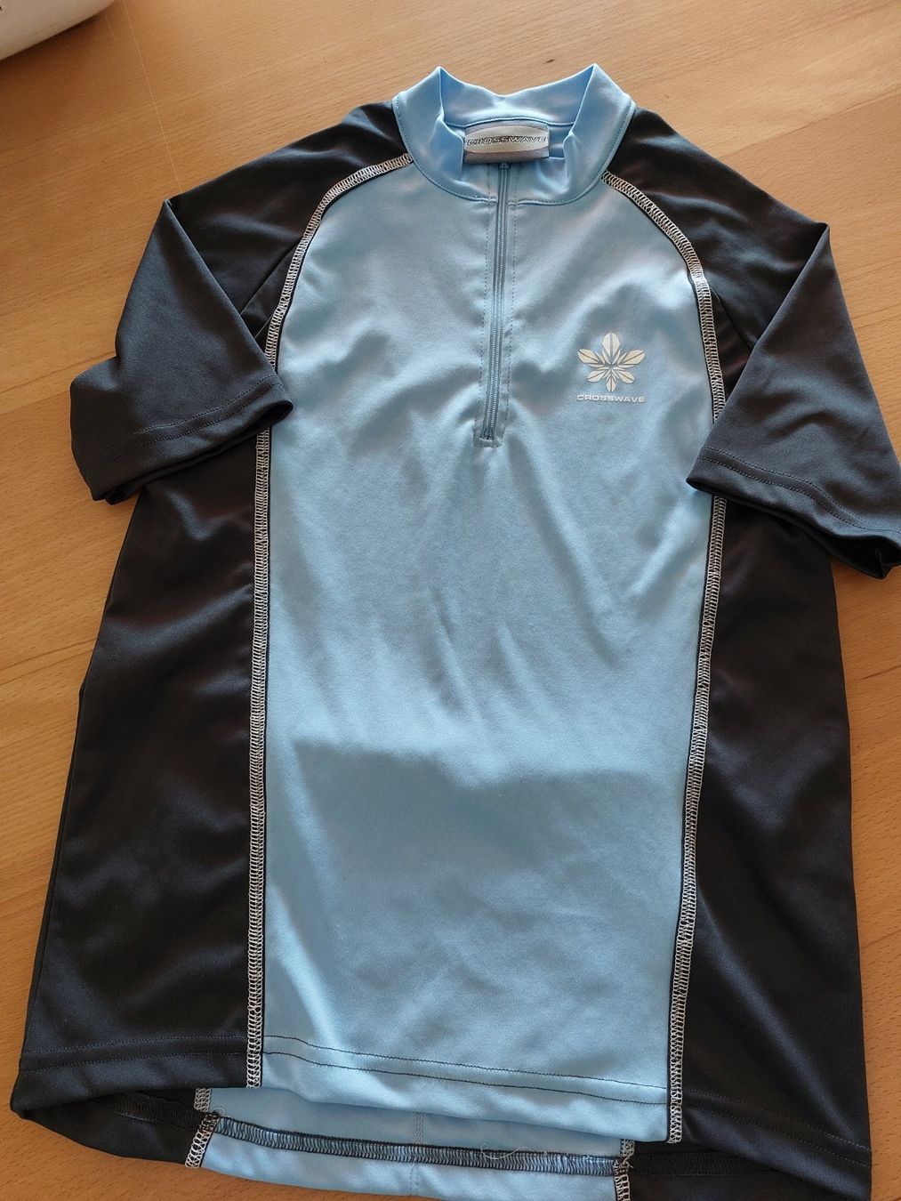 Crosswave Scarpe, pantaloni & magliette da ginnastica: Maillot vélo Crosswave 152 – Usato da Delémont venduto da Petitlutin