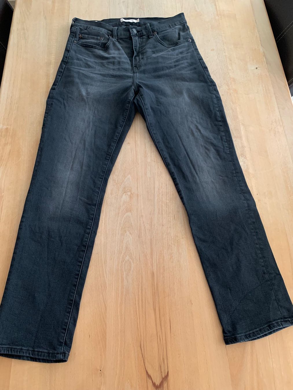 Levi's Jeans: Levis Jeans 724 High Rise Straight – Usato da Enggistein venduto da THE-IGOR