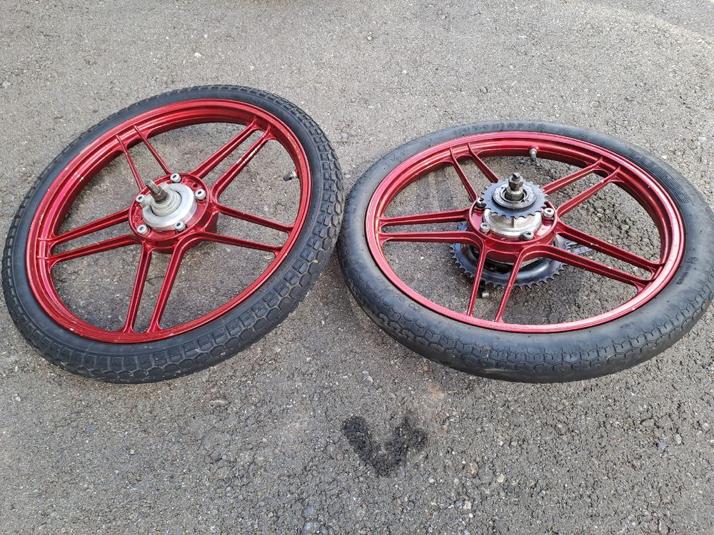 Radsatz komplett zu Maxi S oder N (Gebraucht) in Wallenwil für CHF 190 ...