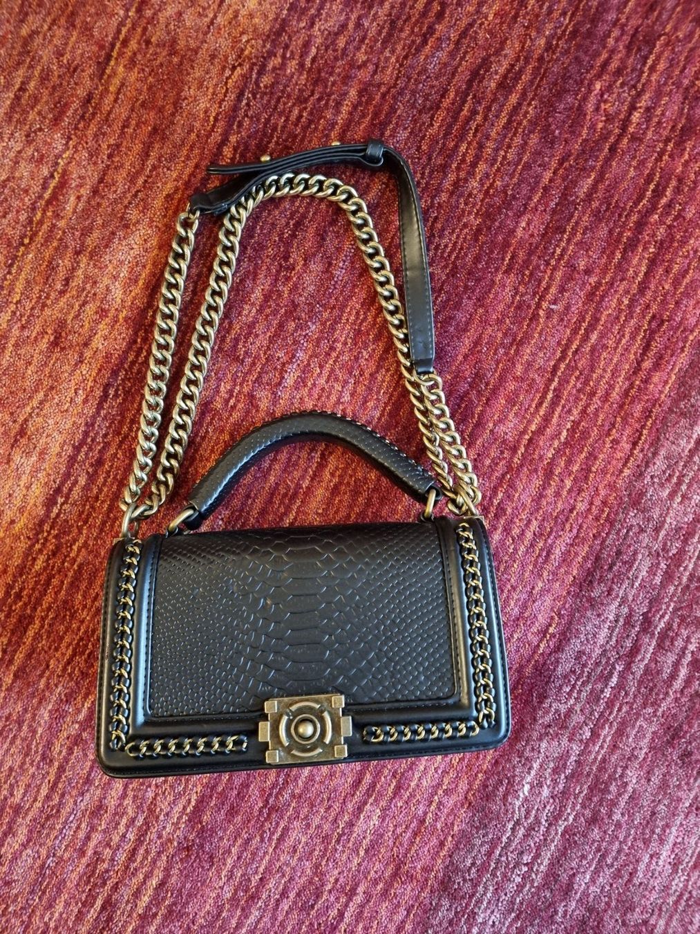 Taschen für Damen: Sac imitation cuir croco noir – Gebraucht aus Veyrier von Leilazizou