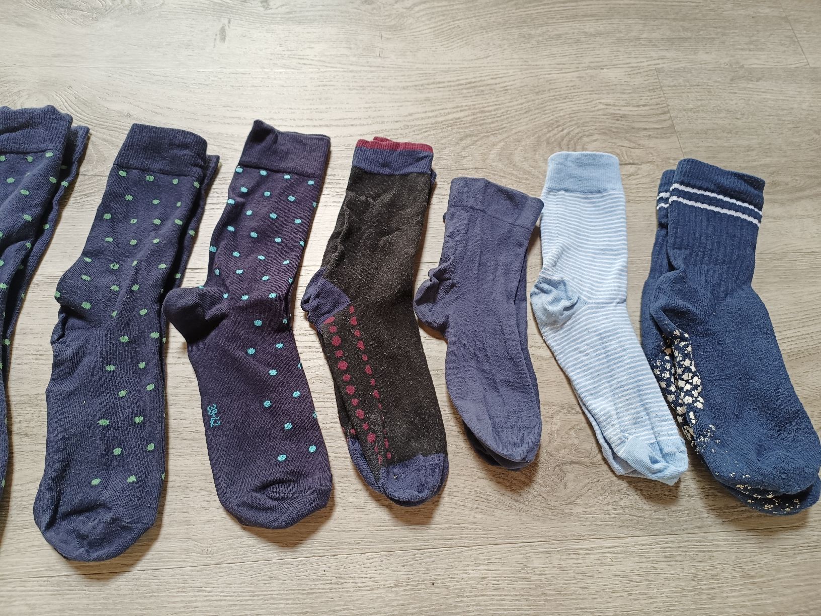 Calze: 10 Paar Socken 39-42 – Usato da Bätterkinden venduto da Elefantenzoo 1