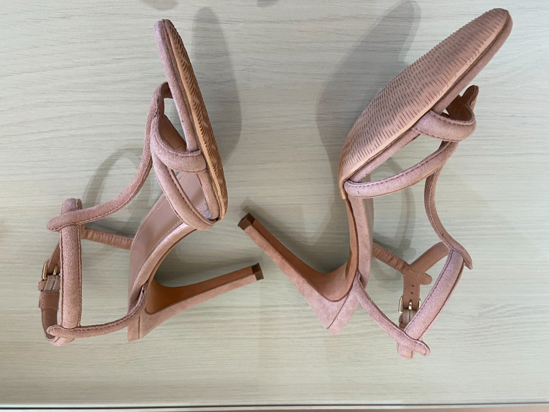 Hugo Boss Scarpe da donna: BOSS Sandalen Gr.37 – Usato da Zürich venduto da Maki8 4