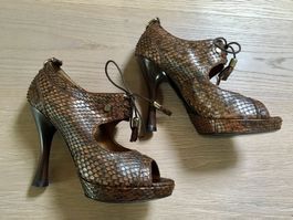 Bally Pumps aus Schlangenleder Grösse 37