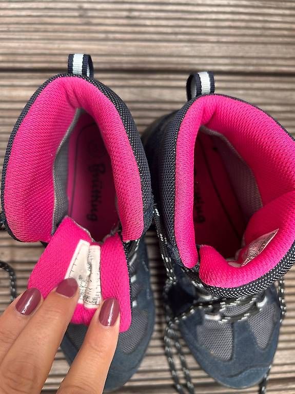 Chaussures filles: Wanderschuhe Brütting, Gr. 33 – D'occasion à Basel par sar_w5vx 2