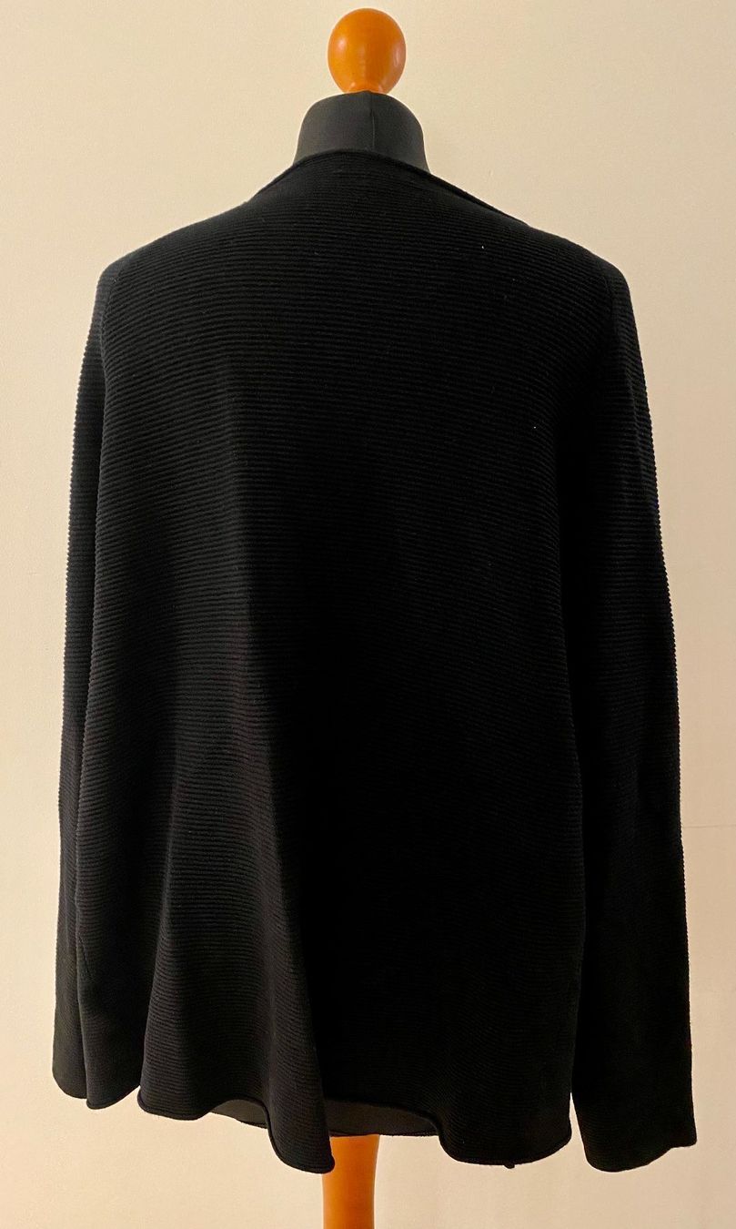 Jacken: Strickjacke KateStorm schwarz / Gr S – Gebraucht aus Hergiswil NW von Labello01 1