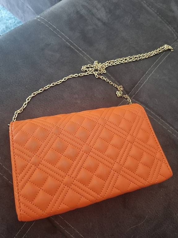 Moschino Sacs femmes: MOSCHINO TASCHE CLUTCH ORANGE – D'occasion à Winterthur par Vekii2580 2
