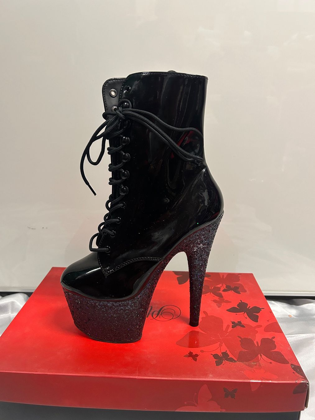 Scarpe da donna: Pleaser Adore Platform Stiefeletten schwarz Gr 37 NEU – Nuovo e nell'imballaggio originale da Regensdorf venduto da Spyke55 1