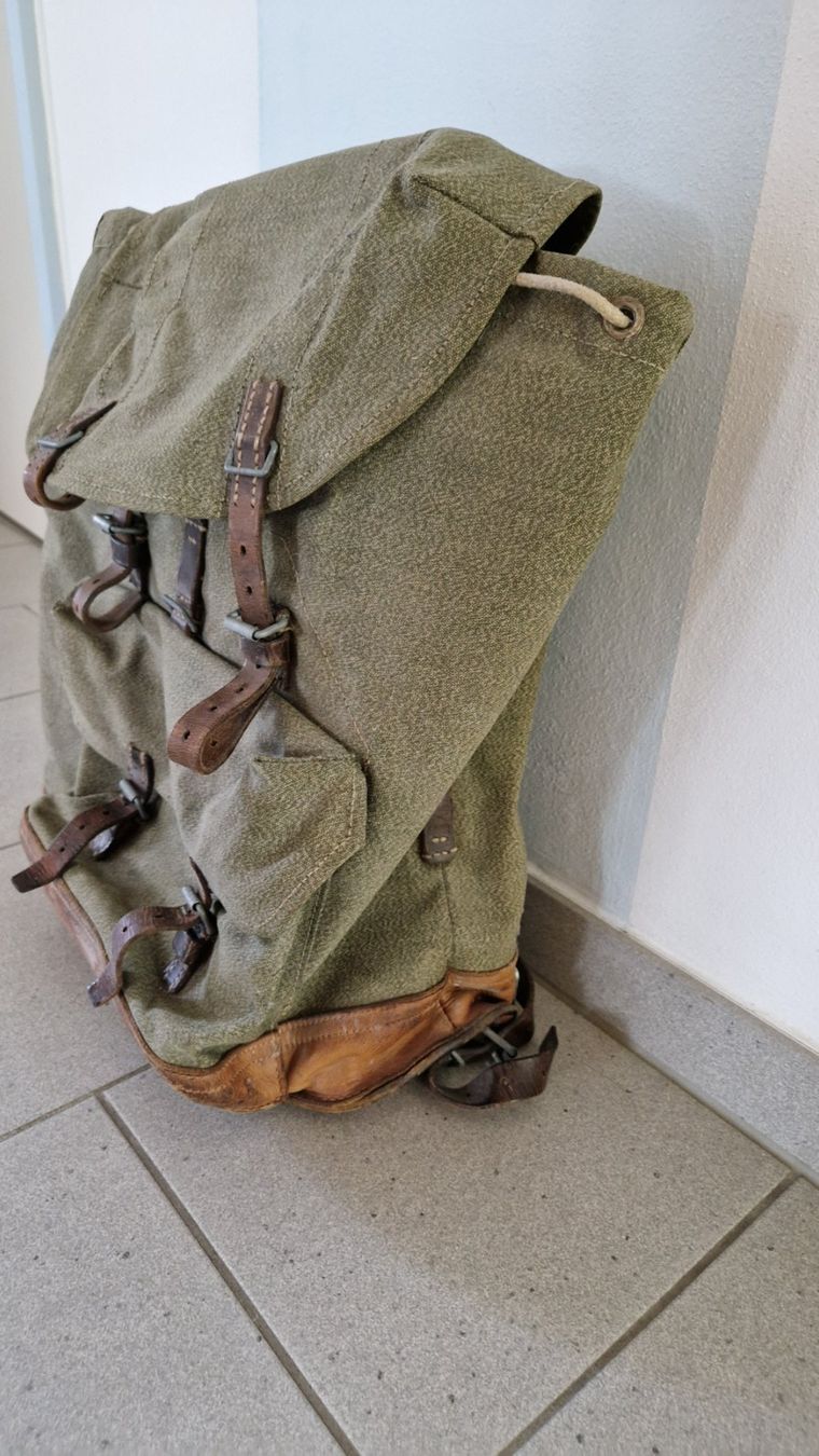 Schweizer Armee Rucksäcke: Militärrucksack der Schweizer Armee – Gebraucht aus Marthalen von jue_9ymc 1