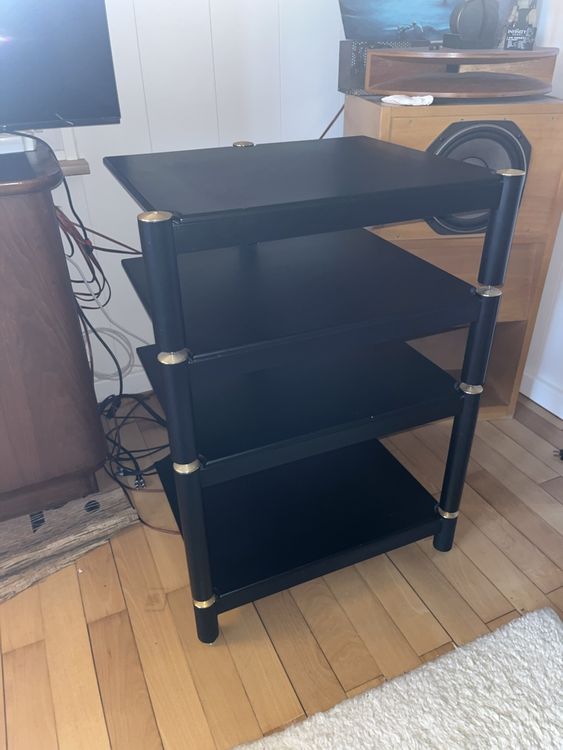 Lovan Audio Rack (Gebraucht) in Niederurnen für CHF 230 – mit Lieferung ...
