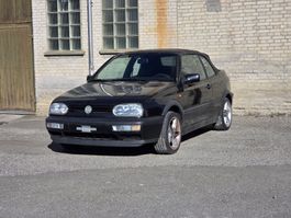 VW Golf Cabrio  