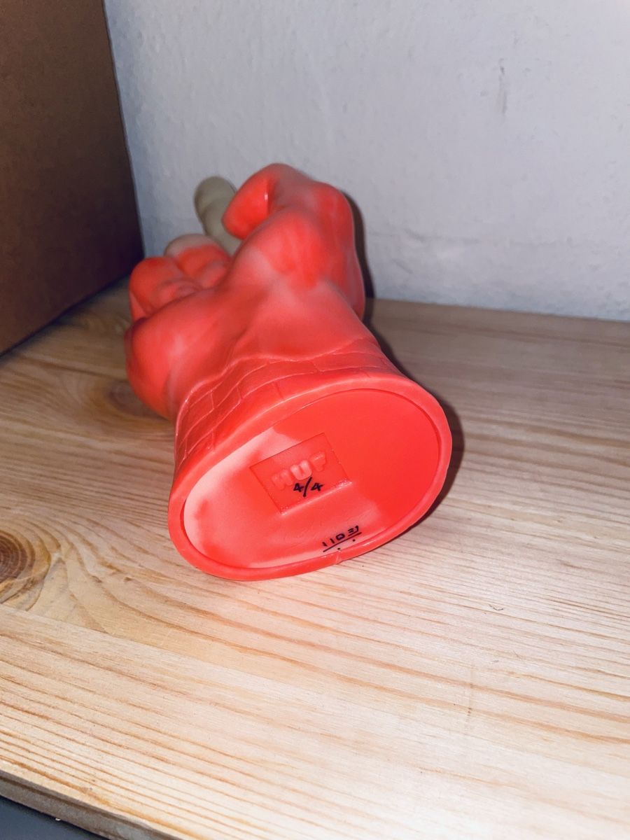 Sculptures & Statues: HAROSHI MIDDLE FINGER SCULPTURE HUF SIGNED – Neuf avec emballage d'origine à Basel par aharon.no1 2