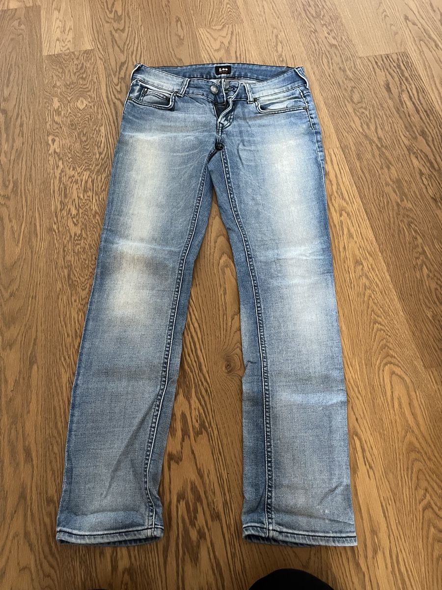 Lee Jeans: Lee Jeans hellblau Grösse 27 31 ￼ – Gebraucht aus Zürich von car_cr6w 1