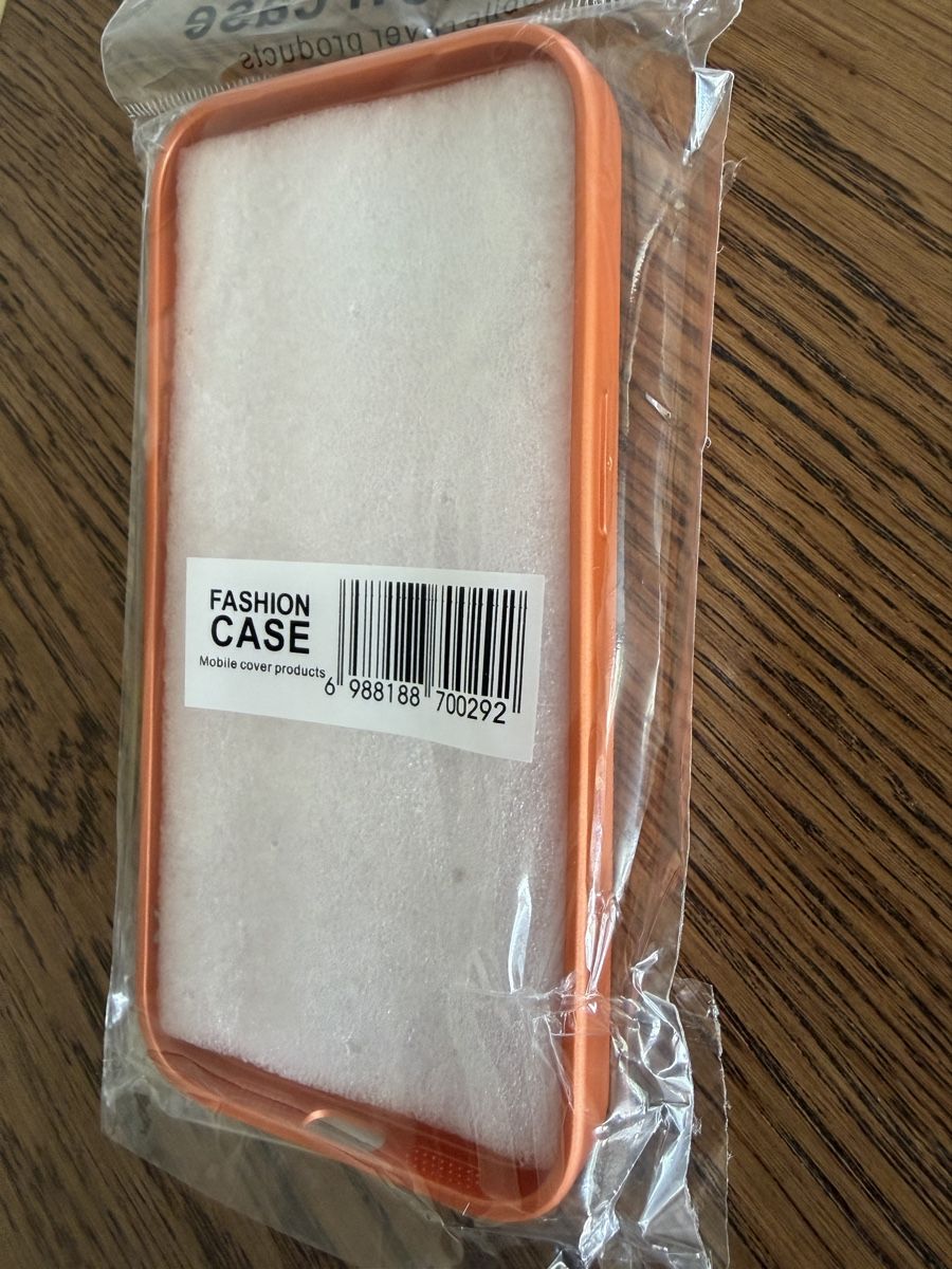 Cover & Protezioni schermo: Coque Apple iPhone 17 Pro - Orange - Neuf – Nuovo e nell'imballaggio originale da Lausanne venduto da Stephaniesdressing 5