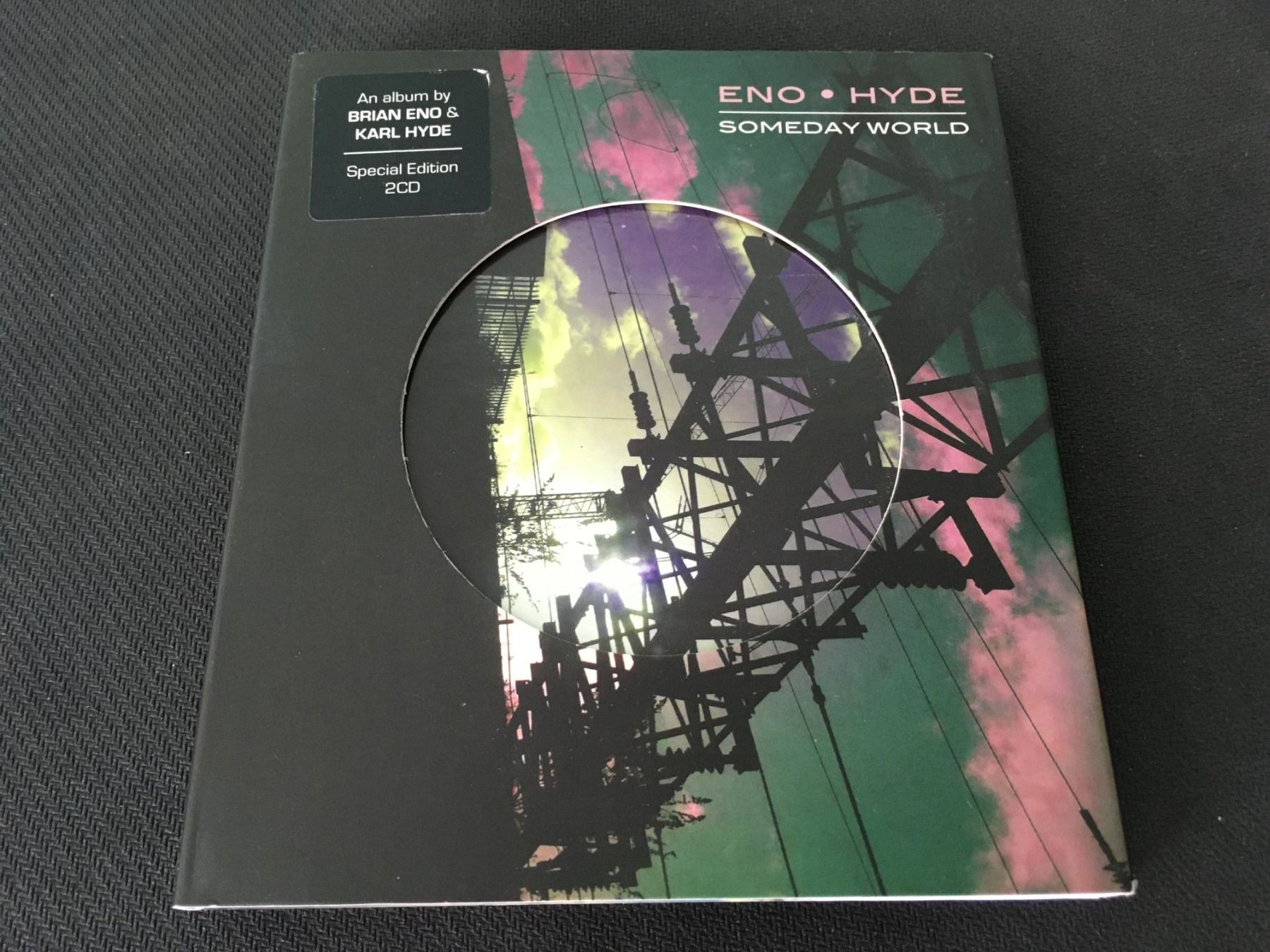 CDs: Brain Eno - Someday World - CD- – Gebraucht aus St.Gallen von MedienJoe
