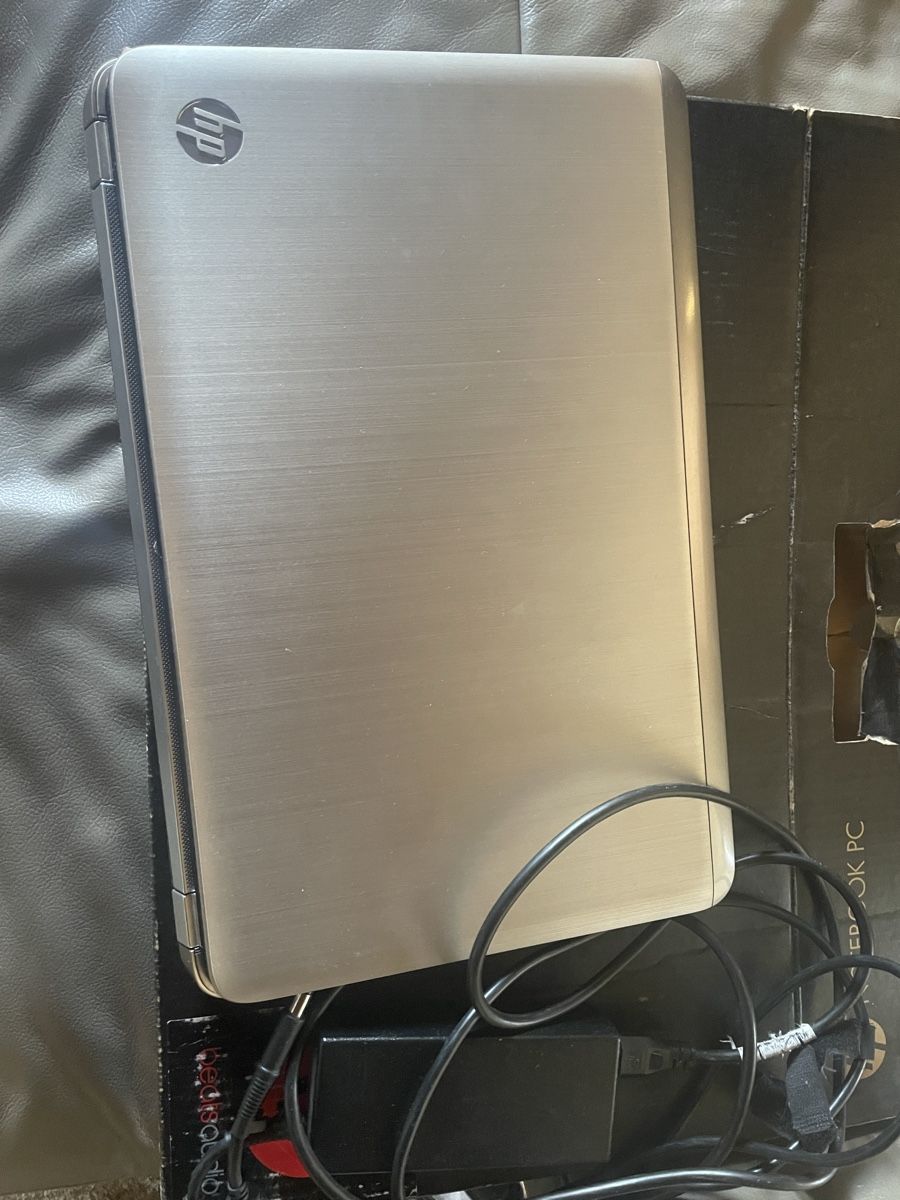 Notebook: Laptop HP Pavilion dv7-6b18ez – Usato da Walde SG venduto da mar_2kbv