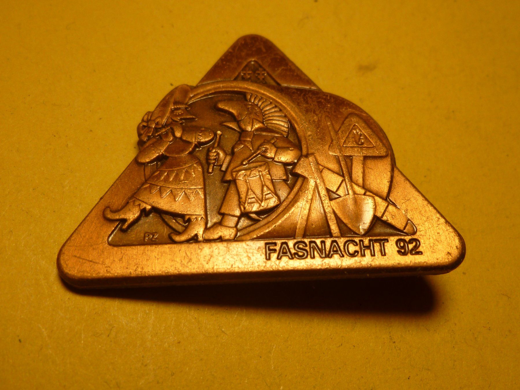 Placchette & Badge: BASEL 1992 BRONZE – Usato da Ried (Muotathal) venduto da Mandarin02