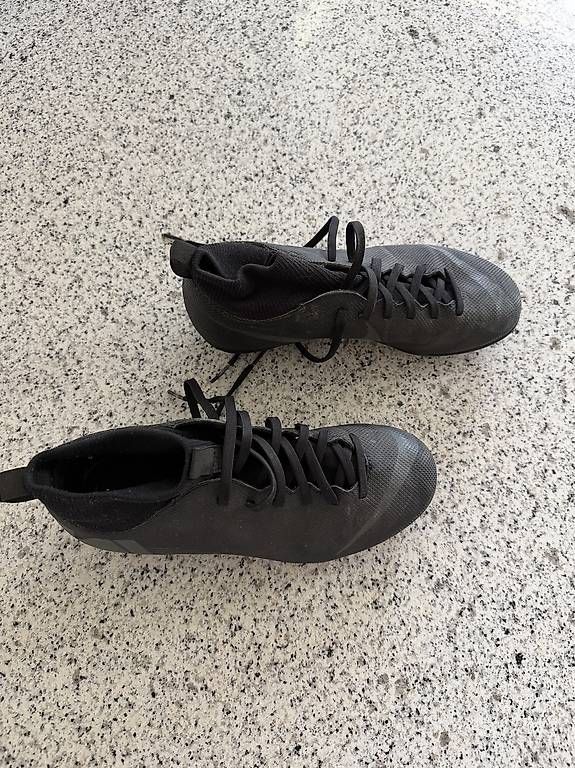 Herrenschuhe: Fussballschuhe  – Gebraucht aus Hallwil von Calimerito0969 1