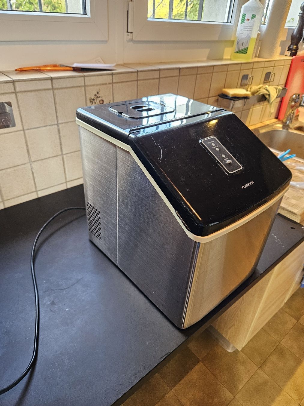 Küchengeräte: Klarstein Clearcube Eiswürfelmaschine – Neu (gemäss Beschreibung) aus Zürich von  2