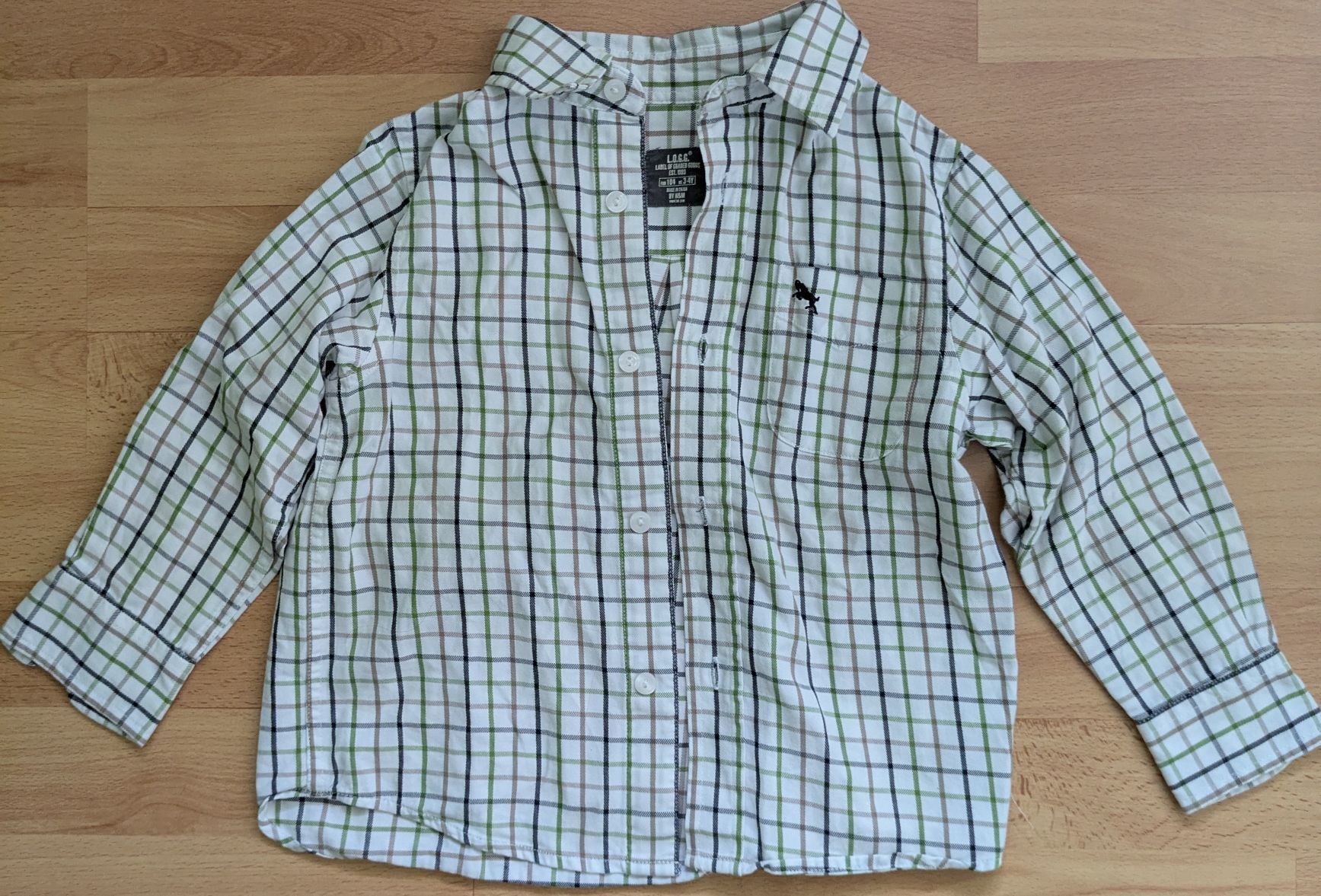 H&M Chemises, T-shirts & Polos: Kinderhemd kariert Grösse 104 – D'occasion à Adlikon b. Andelfingen par IlonaSp