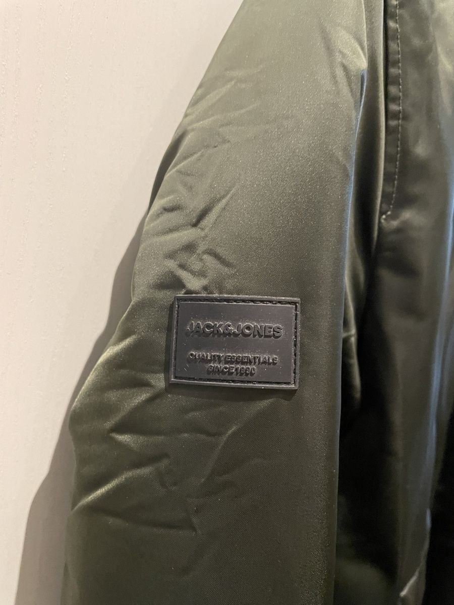 Jack & Jones Giacche: Veste Jack e Jones taille S – Usato da La Chaux de fonds venduto da car_f9yg 1