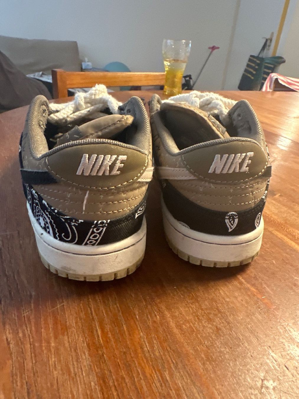 Nike Chaussures hommes: Nike Dunk Low Travis Scott Sneakers – D'occasion à Hittnau par Theoldwise 3