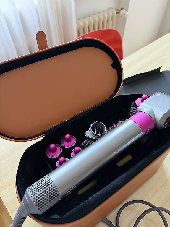 Piastre & Arricciacapelli: Dyson set completo 2023 – Usato da lugano venduto da can_zkx8 2