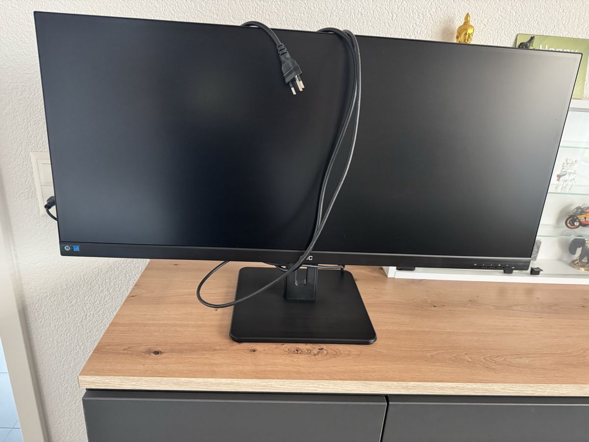AOC Monitor: Bildschrim 34 zoll – Usato da Rüti b. Büren venduto da Thje22