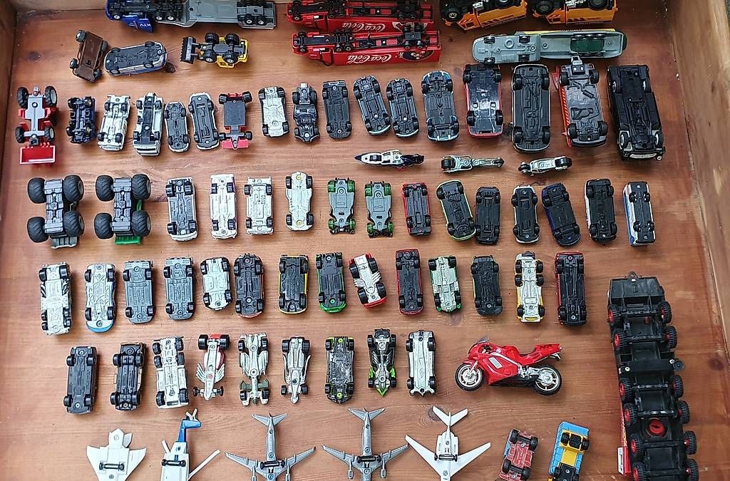 Spielzeuge: Ca.70 Spielzeug Autos VHB!!  – Gebraucht aus Suhr von Aristopha 1