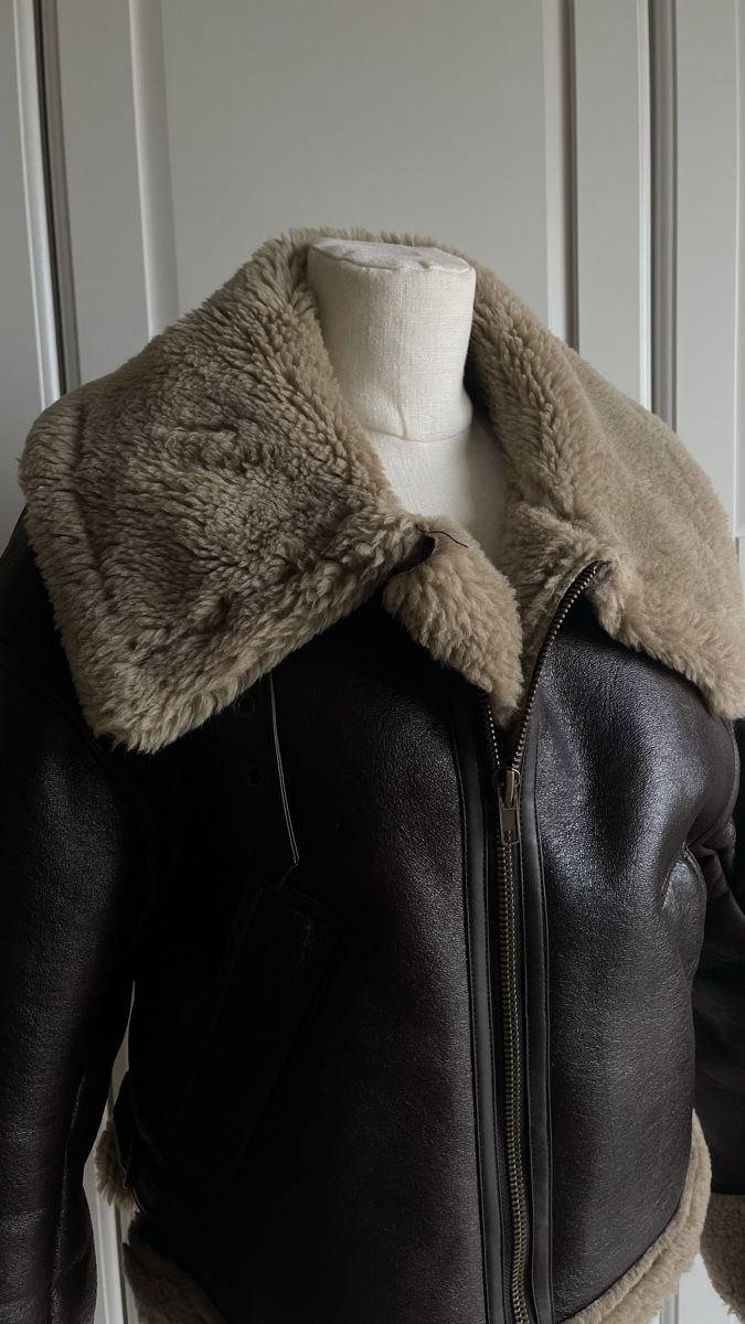 Zara Jacken: Warme Winterjacke Kunstleder – Gebraucht aus Schlieren von hye_jv95 1