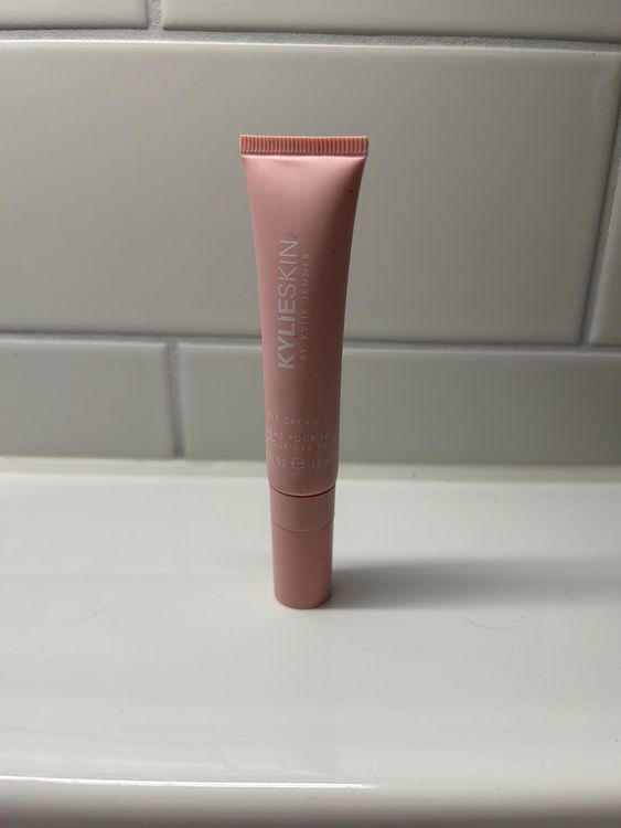 Ab 1. / Kylieskin(eyecream) créme pour des yeux Kaufen auf Ricardo