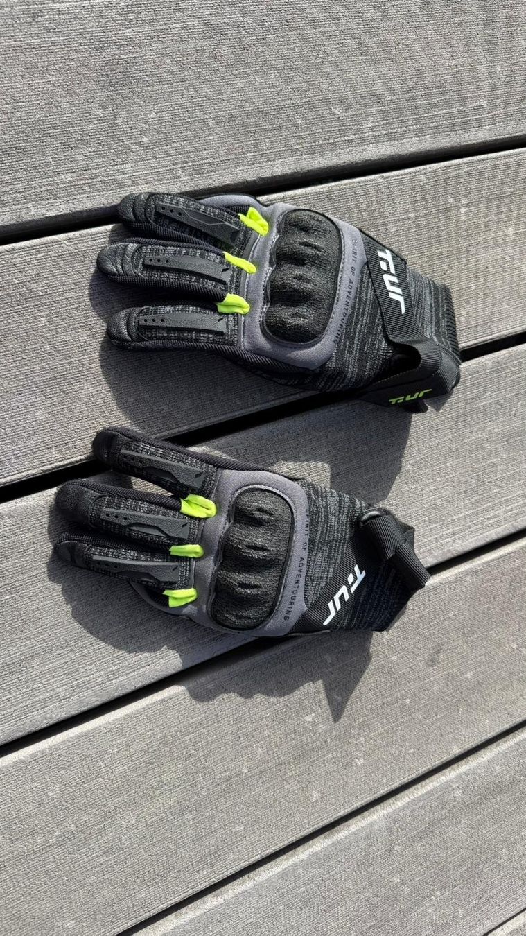 Handschuhe & Handstulpen: Motorrad - Lederhandschuhe Sommer – Gebraucht aus Kriens von nil_cf5s