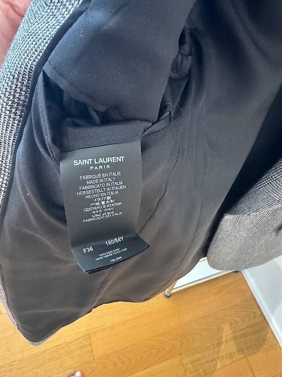 Saint Laurent Completi & Tailleur: SAINT LAURENT ANZUG, BLAZER & HOSE – Nuovo (secondo la descrizione) da Schwyz venduto da bofb 5