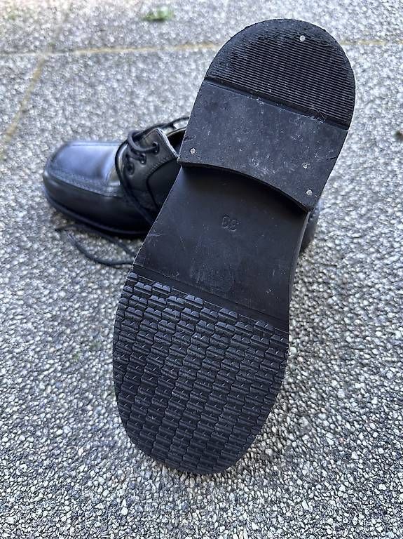 Scarpe per ragazzi: Chaussures de fête, 33, garçon  – Usato da Crassier venduto da CocoChill 1