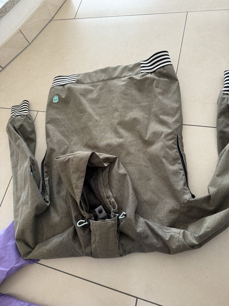 Giacche: Jacke – Usato da visp venduto da Kmemo1 2